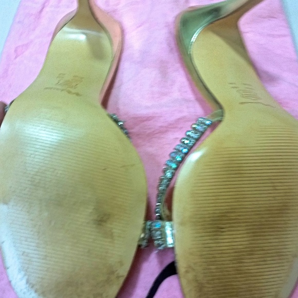 Nina - Picture 6 of 8